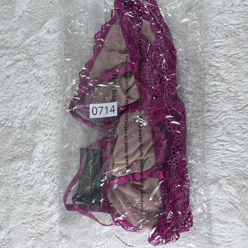 Fredericks‎ of Hollywood Women's Caroline Lace Trim Bralette Bra Fuchsia Pink 1X